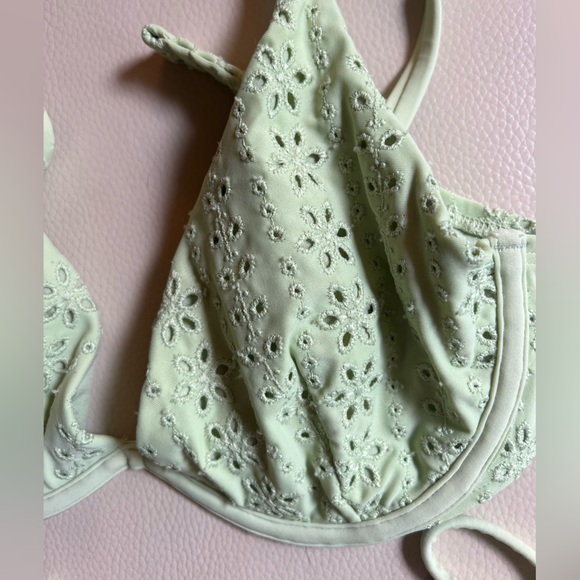 Hollister bikini - Picture 4 of 4